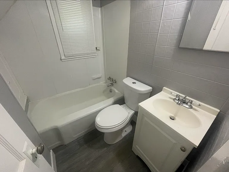423 Lisbon Ave #2 — Photo 2