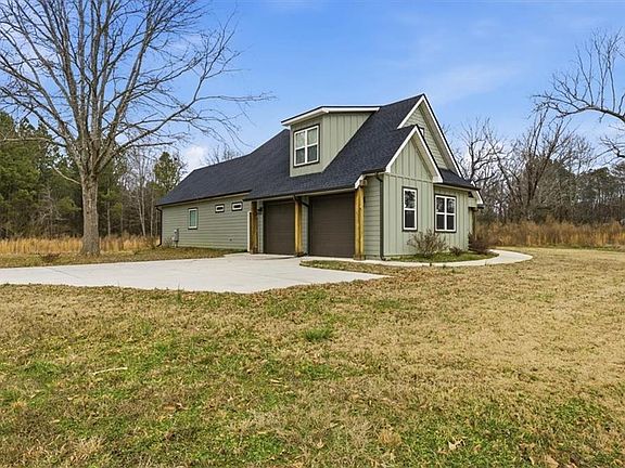 3rd image of 25 Adalee Rd