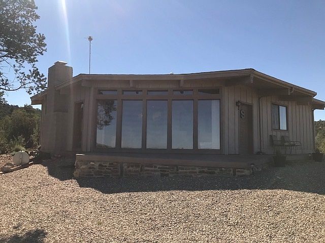 1st image of 49 Crooked Creek Trl
