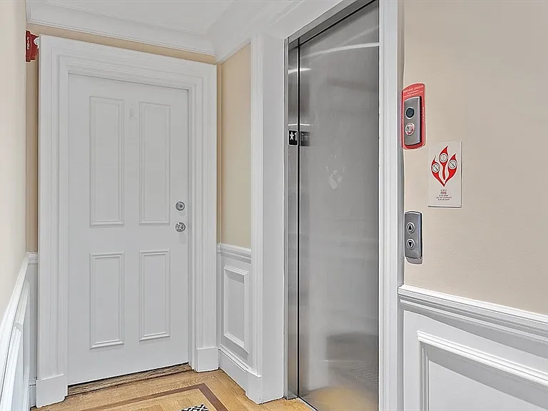 48 Commonwealth Ave #1B — Photo 19