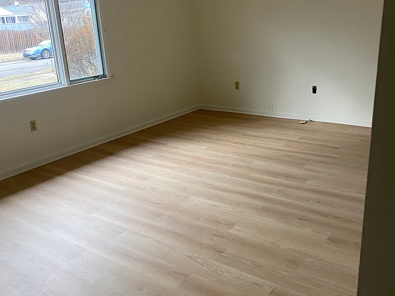 447 N Gates Ave #1 — Photo 2