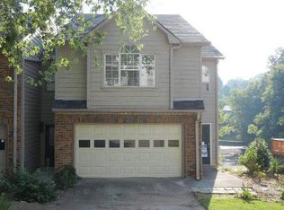 889 Edgewater Cir, Marietta, GA 30062