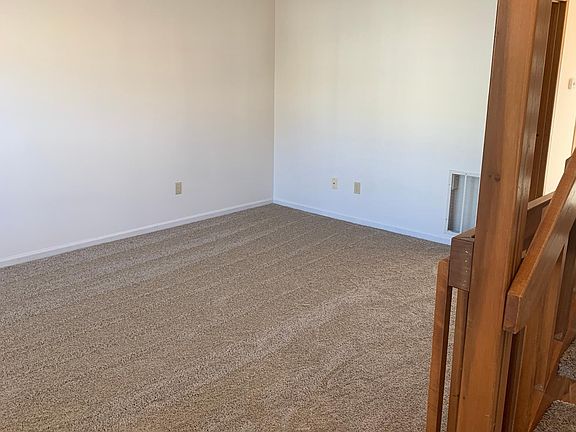 5th image of 919 Noddymill Ln E