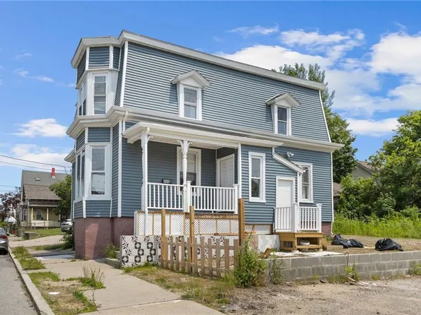 406 Cahill St, Providence, RI 02905