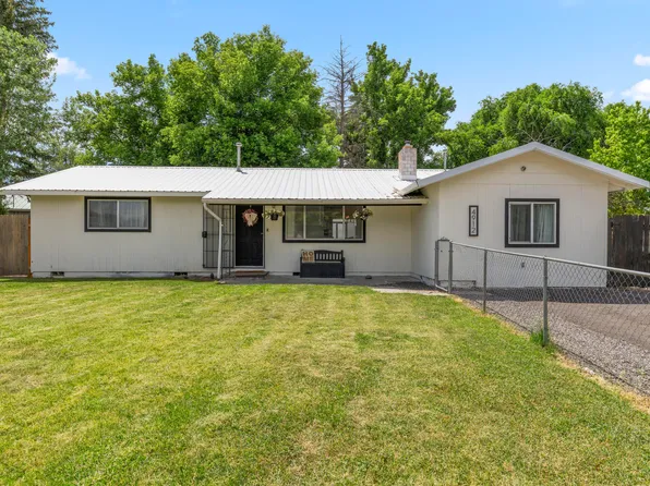 4912 Lorrayne Pl, Klamath Falls, OR 97603