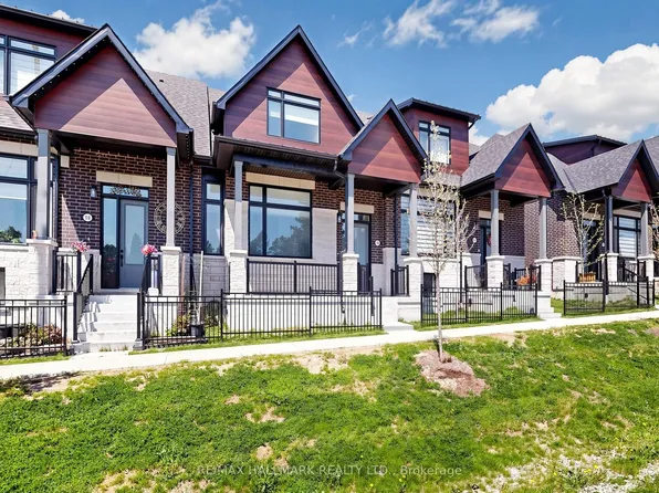 16 Vern Robertson Gate, Uxbridge, ON L9P 0R9