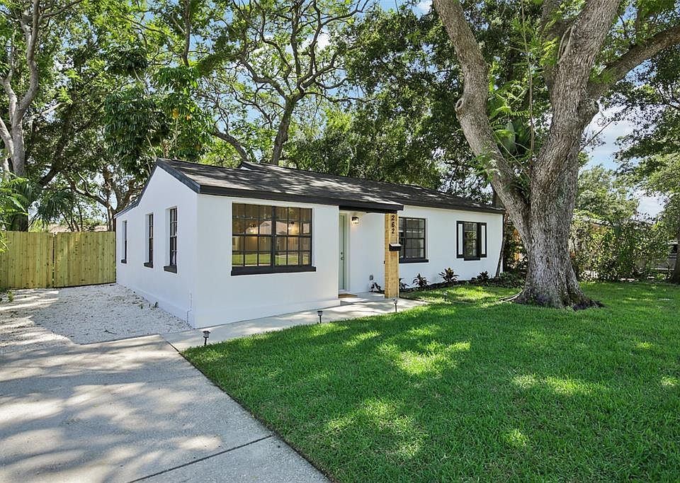1st image of 262 41ST AVENUE NE