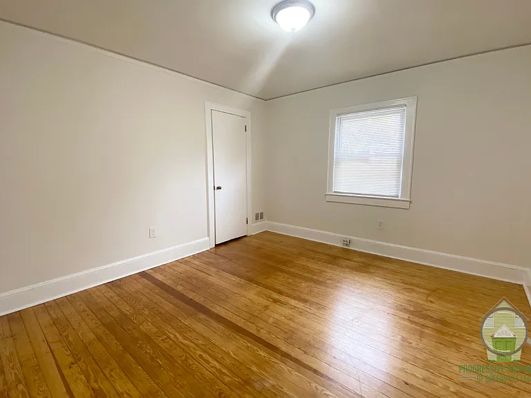 114 Keith Dr — Photo 9