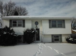 119 Milwaukee Ave, Waterloo, IA 50707