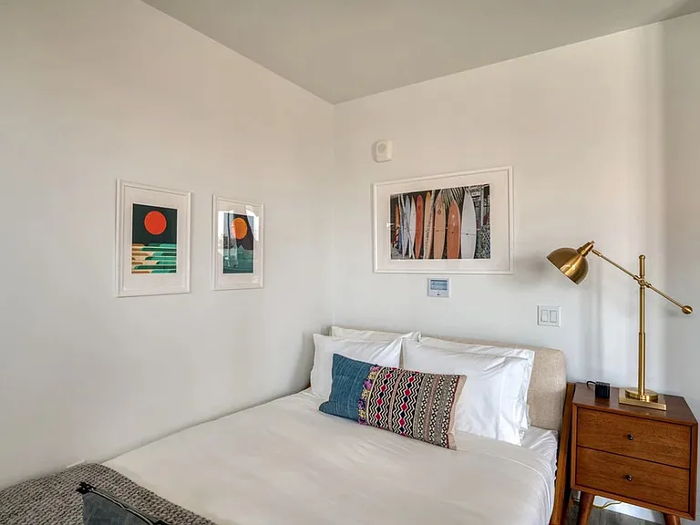 The Stanford West — Photo 13