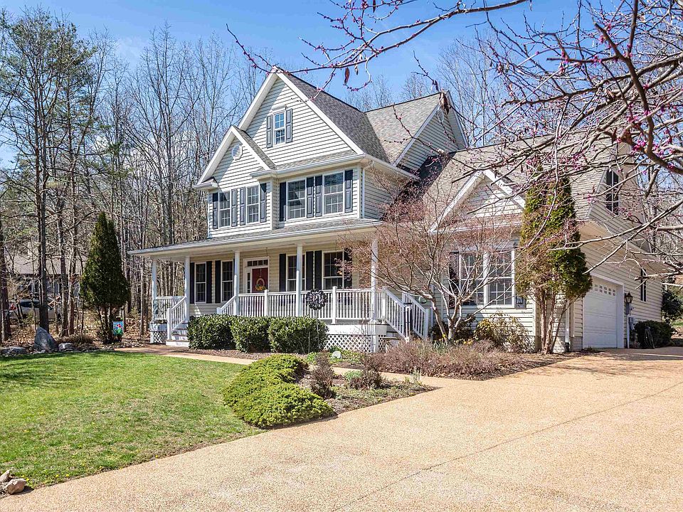 1st image of 2268 Mountain Dr