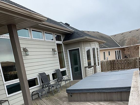 2nd image of 3342 Peterson Ave