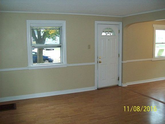 5th image of 2741 W 90th St #102