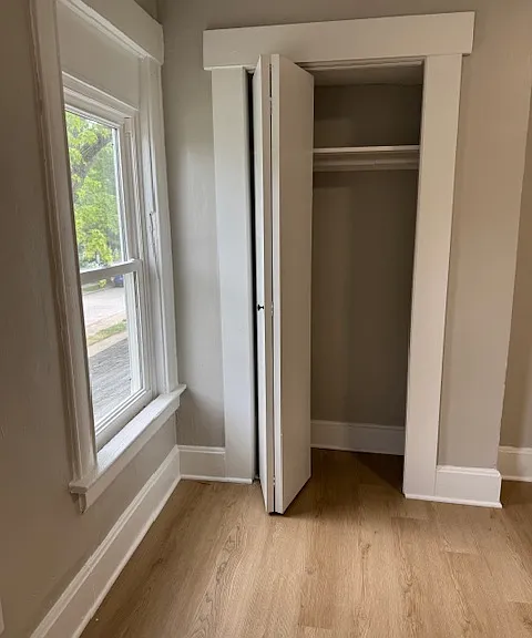 217-219 Clarendon Ave #217 — Photo 5