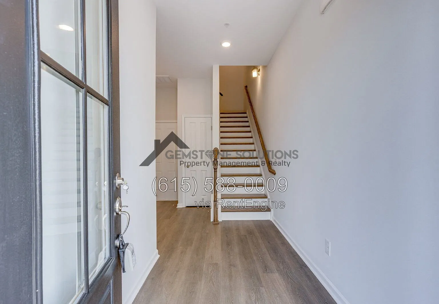 3 bed, 3.5 bath, 1970 sqft, $2,500 — Photo 3