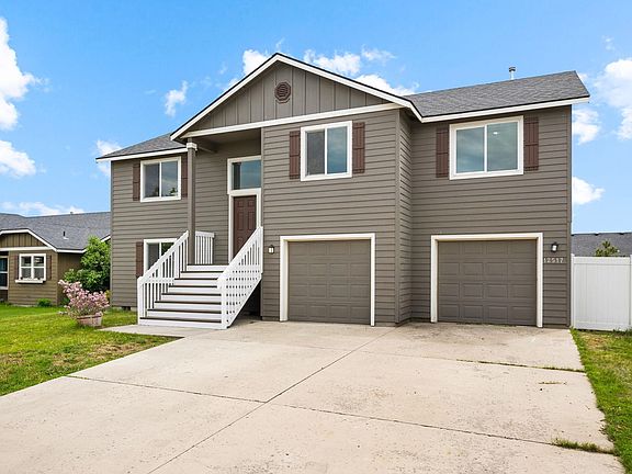 3rd image of 12517 W Pacific Ct
