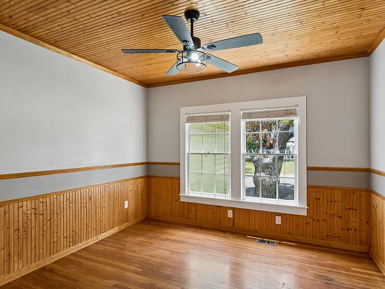 207 S Porter St — Photo 35