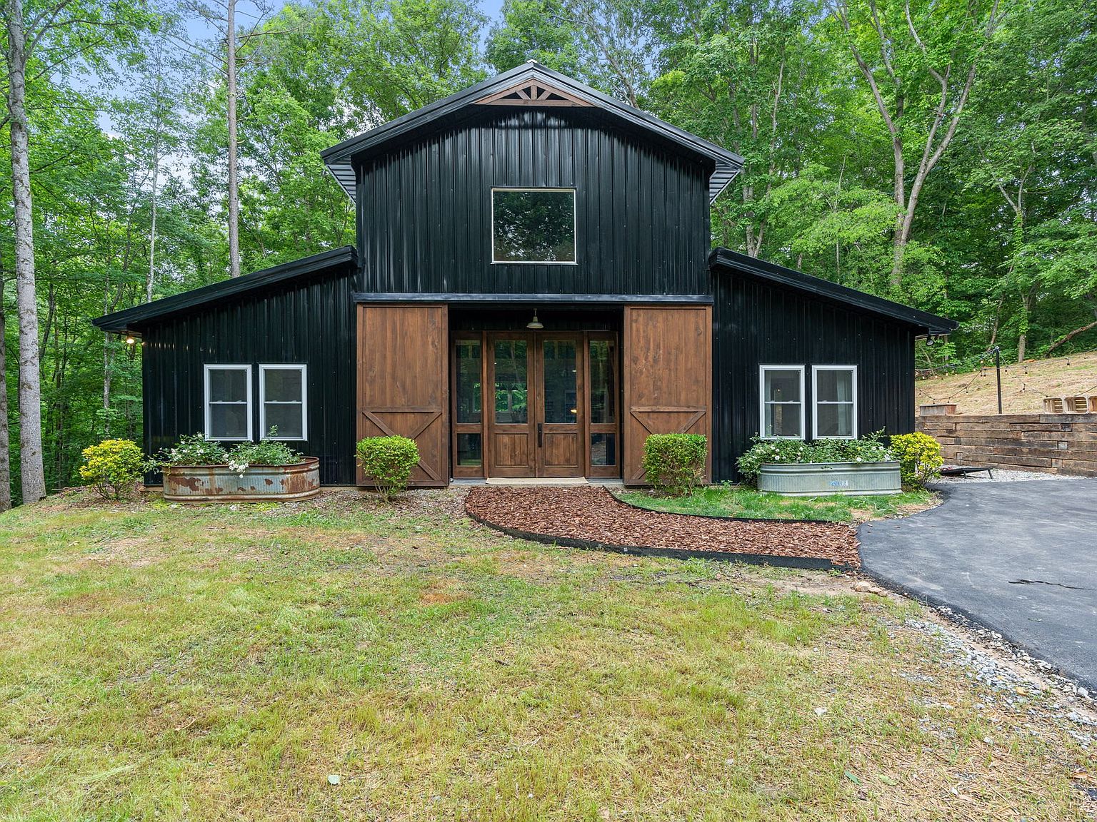 7480 Highway 100, Bon Aqua, TN 37025 Zillow