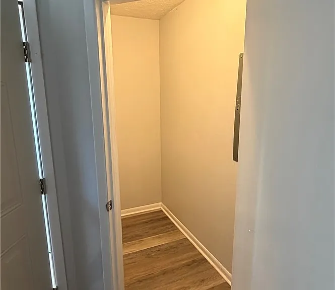 Wood Creek Dr — Photo 16