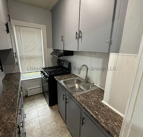 139 Oliver St #1 — Photo 12