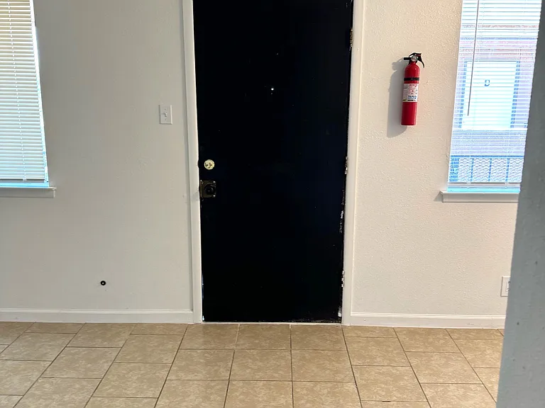 402 Cornell Dr SE #7 — Photo 10
