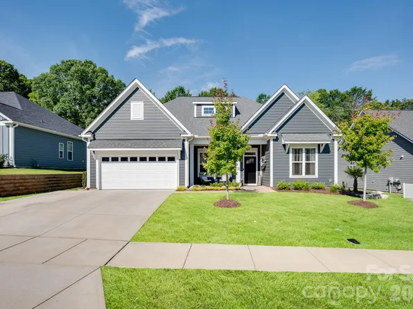175 Wescot Dr NW, Concord, NC 28027