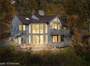 13 Honeyman Rd, Lebanon, NJ 08833