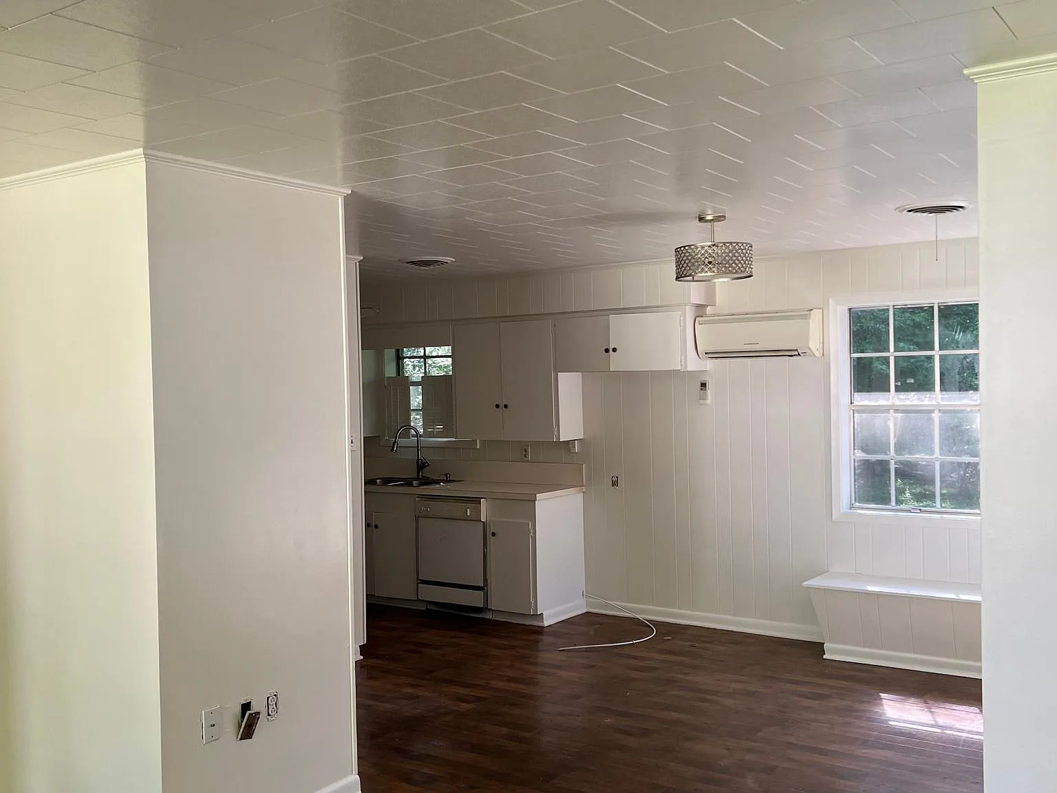 3 bed, 1500 sqft, $1,600 — Photo 4