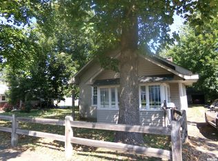 1315 W Monroe St, Herrin, IL 62948