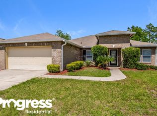 2327 E Brian Lakes Dr, Jacksonville, FL 32221