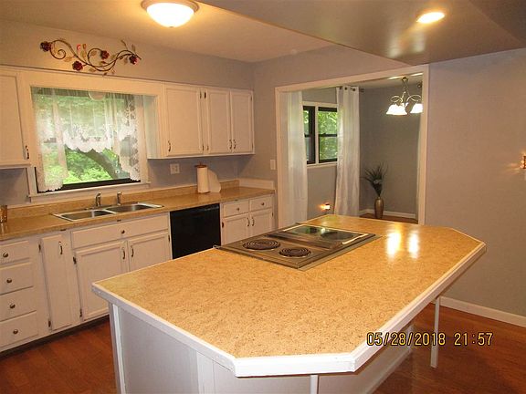 5th image of 3515 Donna Dr