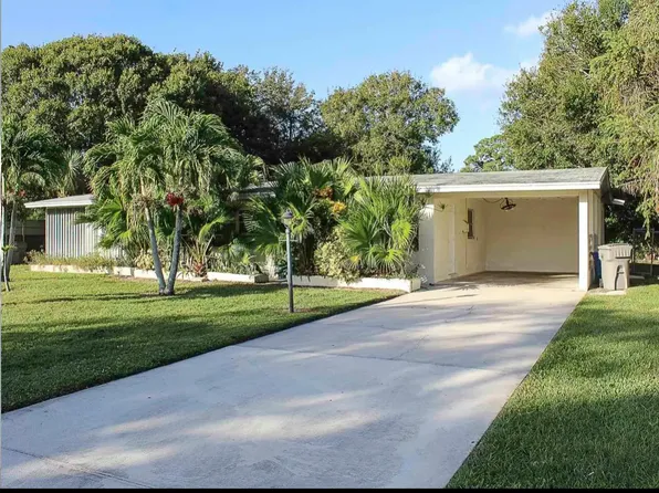 1671 4th Ct, Vero Beach, FL 32960