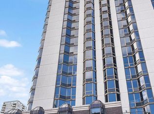 2018-2032 Walnut St #7M, Philadelphia, PA 19103