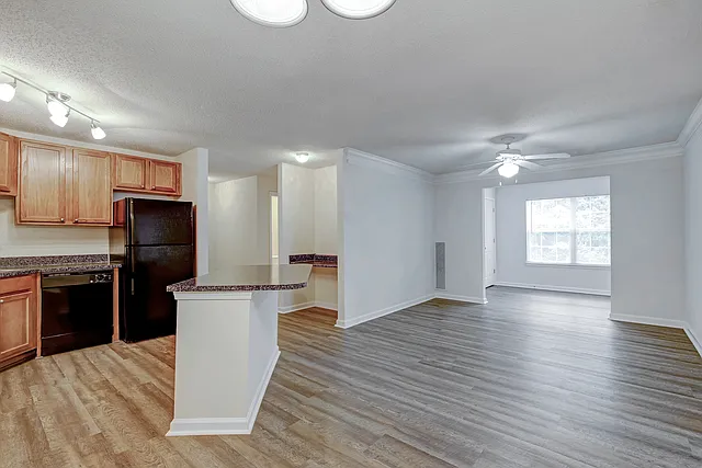 Walden Legacy Apartment Homes — Photo 38