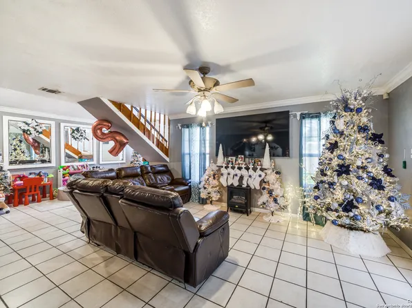 411 kate schenck, San Antonio, TX 78223