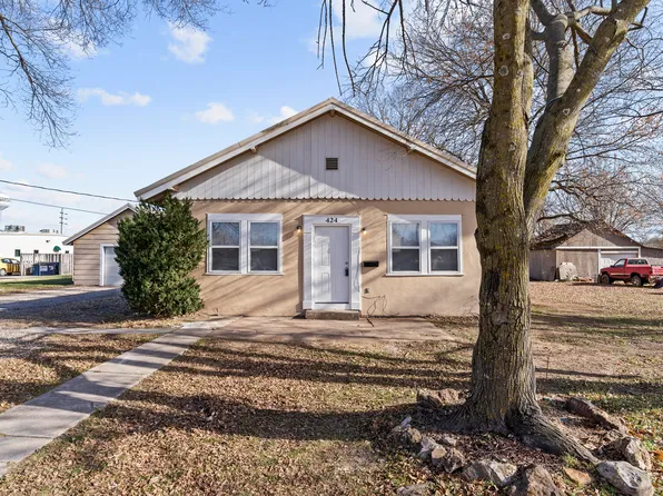424 Chestnut Street, Marshfield, MO 65706