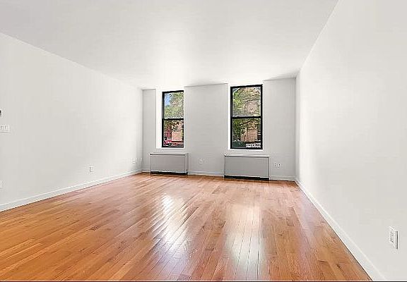 3rd image of 180 W 81st St APT 2N
