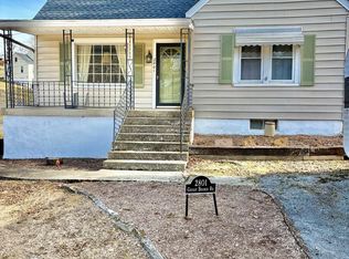 2801 Grassy Branch Rd, Bluefield, WV 24701