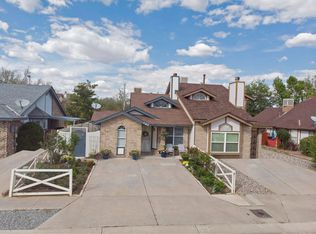 5217 Chuckwagon Trl NW, Albuquerque, NM 87120