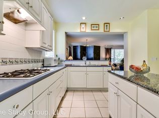 126 Camp Dr, Georgetown, TX 78633