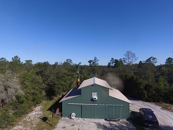 4th image of 1 Blackwater Oaks Dr