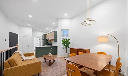 113 Lincoln Street, #1L