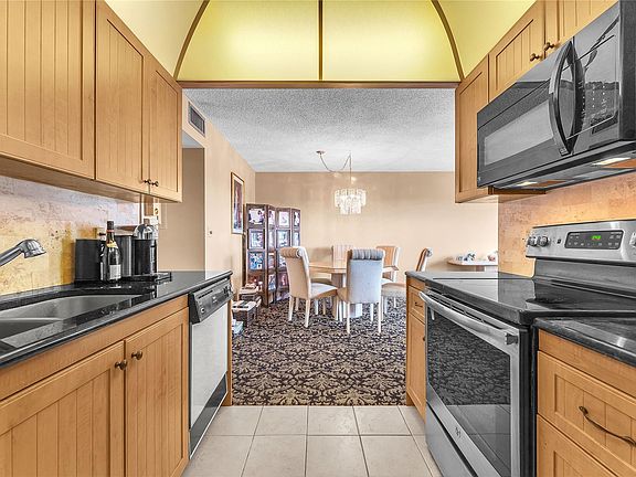 5th image of 3404 Bimini Lane #G4