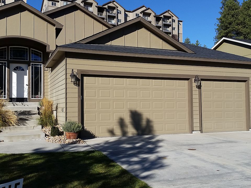 1st image of 16111 N Gleneden Dr
