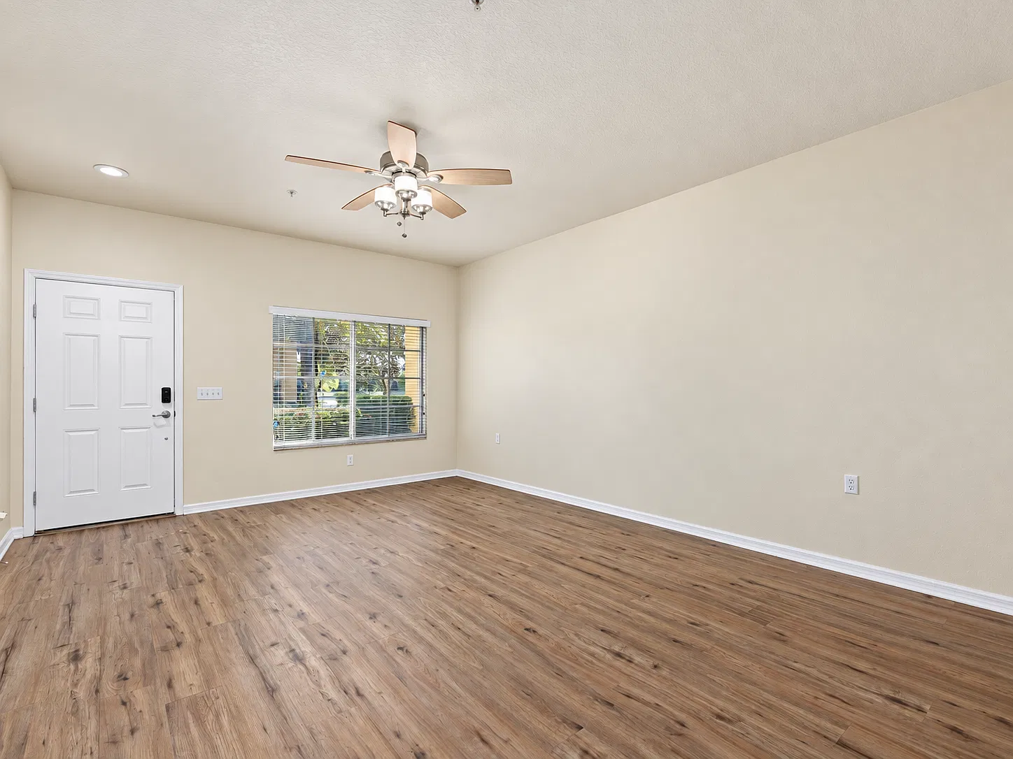 2 bed, 1539 sqft, $1,700 — Photo 4