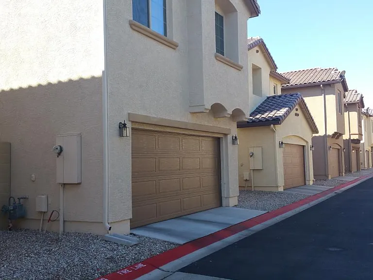 9242 W Coolbrook Ave — Photo 30