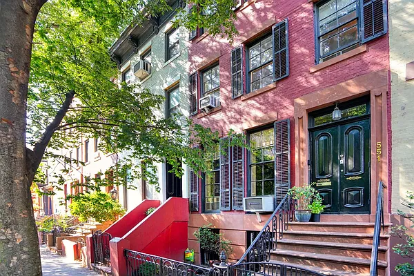 Rented by Lexington Properties LLC | media 1