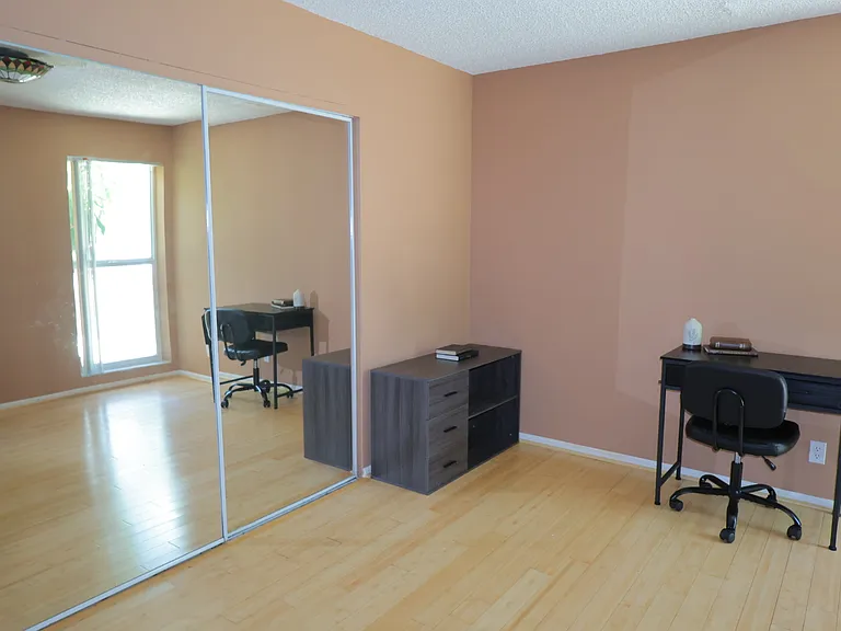 Second bedroom or home office