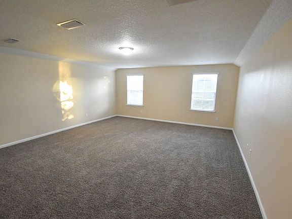 5th image of 4744 Plantation Oaks Blvd