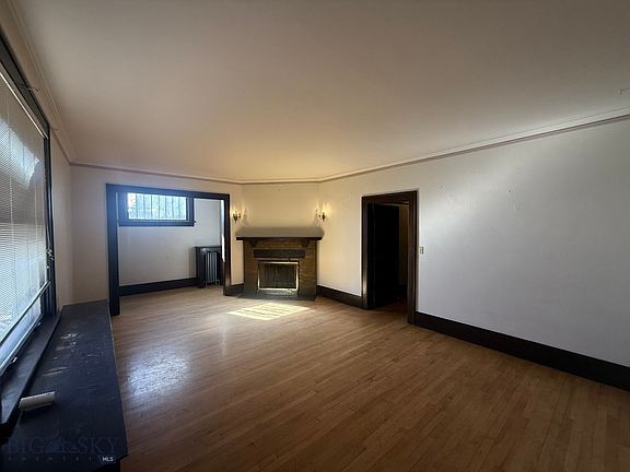 4th image of 205 N Excelsior Ave